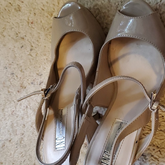 I N C International Concepts Patent Leather heel - Picture 4 of 4